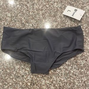 NWT Fused Hawaii Kona Bottoms Shark Grey Size L